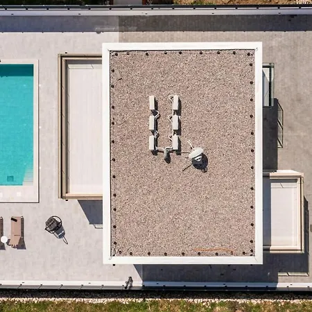 Invigo - Brand New Private Pool Villa