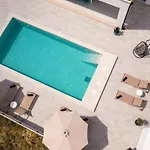 Invigo - Brand New Private Pool Villa