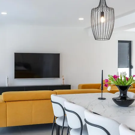 Invigo - Brand New Private Pool * Mlini