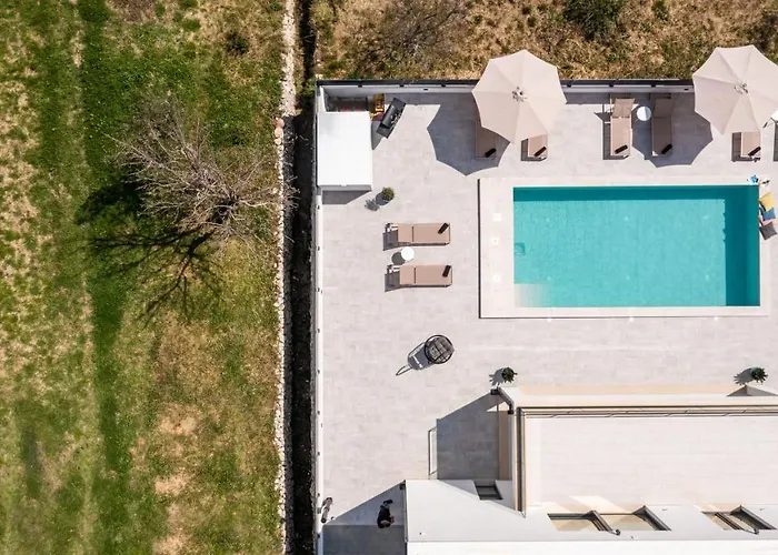 Invigo - Brand New Private Pool * Mlini